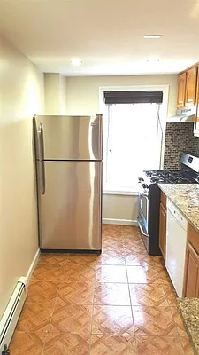 Rented by R New York | media 28