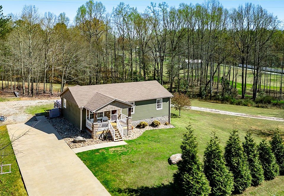 1st image of 450 Lindsey Lake Rd