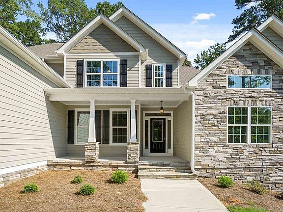 3rd image of 195 Farm Ln