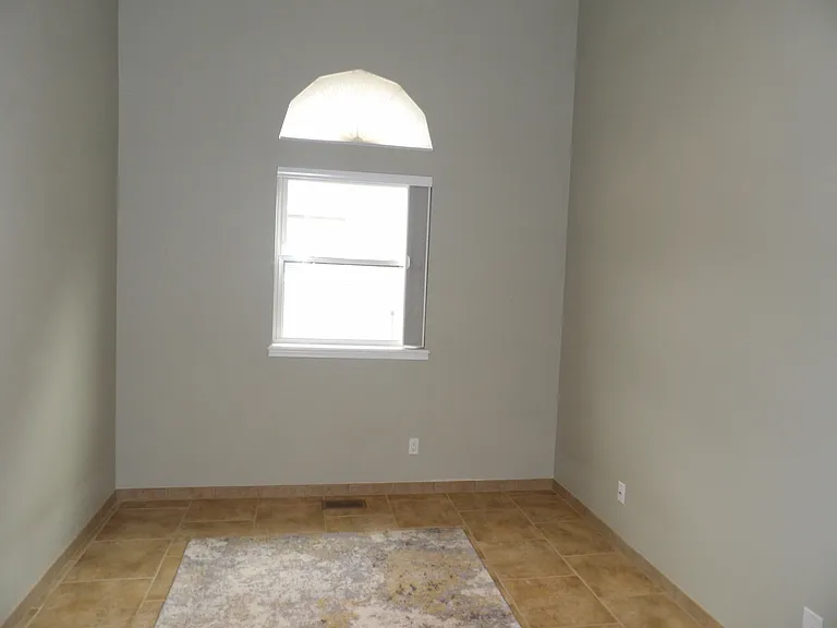 1855 Smoke Ridge Dr — Photo 14