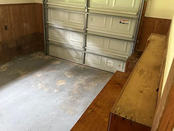 5th image of 1544 Club House Rd
