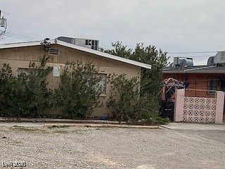 1st image of 736 N 10th St