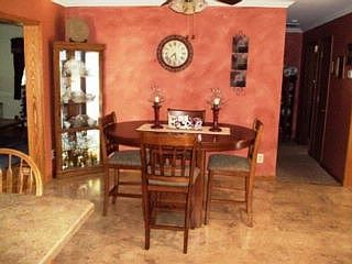 5th image of 365 S Linda St