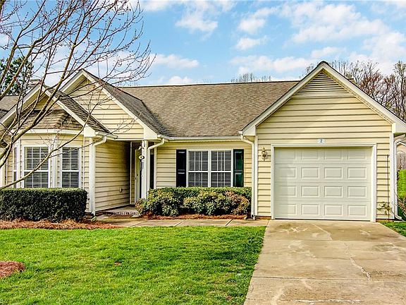 2nd image of 2 Mansfield Cir