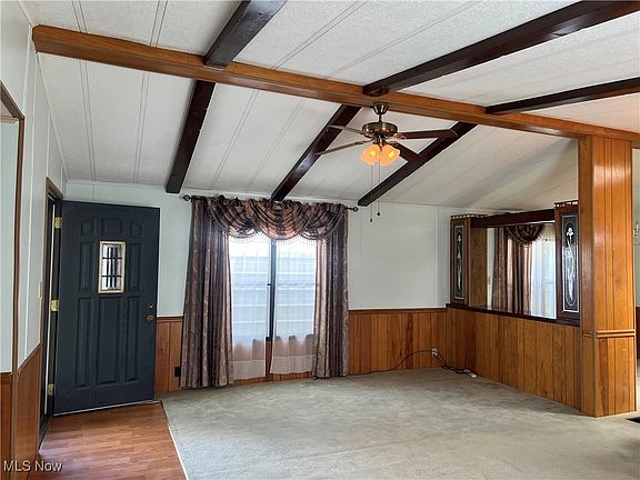 3rd image of 50 Thomas Blvd NW