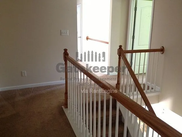 309 Hambrick Park — Photo 12