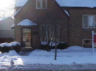 3202 Grand Blvd, Brookfield, IL 60513