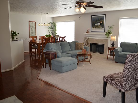 3rd image of 7570 Waterford Cir APT 204