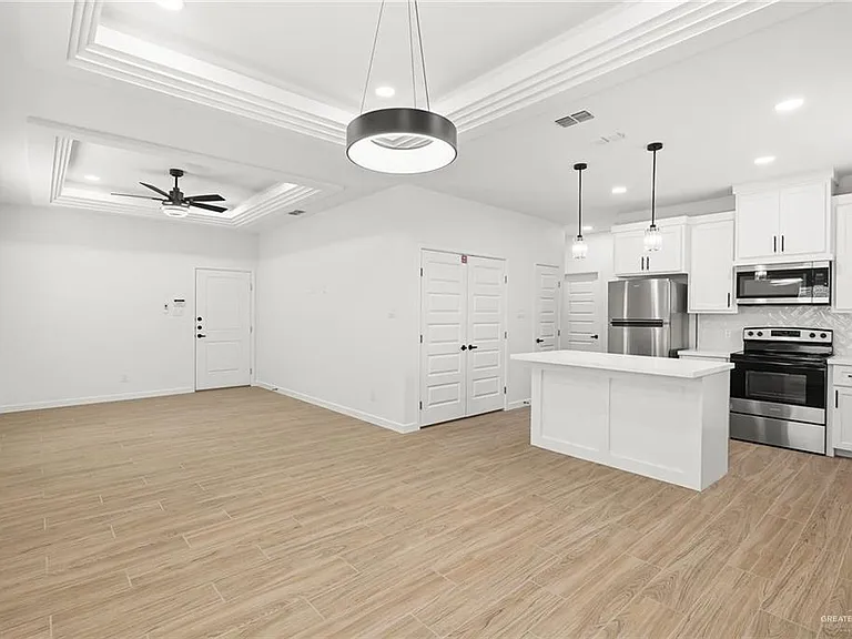 1205 S Waterfall Ave #1 — Photo 16