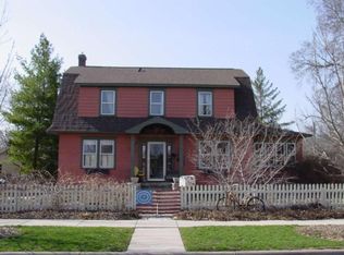 206 5th St E, Hastings, MN 55033