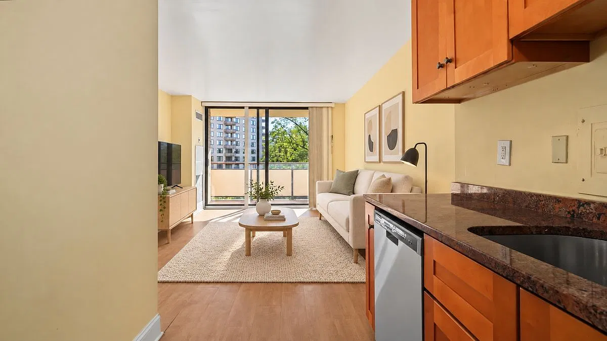 1 bed, 1.0 bath, 630 sqft, $2,100 — Photo 3