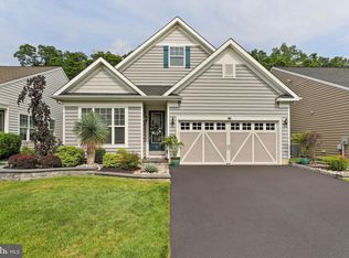 27 Lily Pond Ct, Howell, NJ 07731