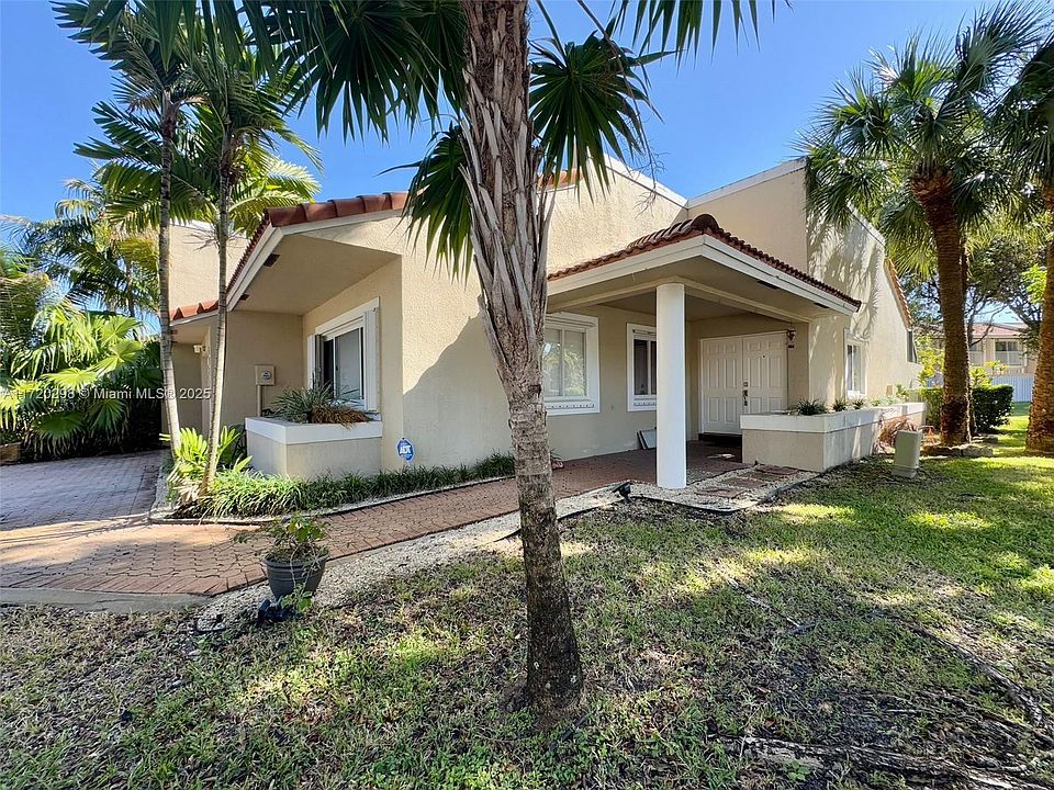 1st image of 10262 NW 52nd Ln #10262