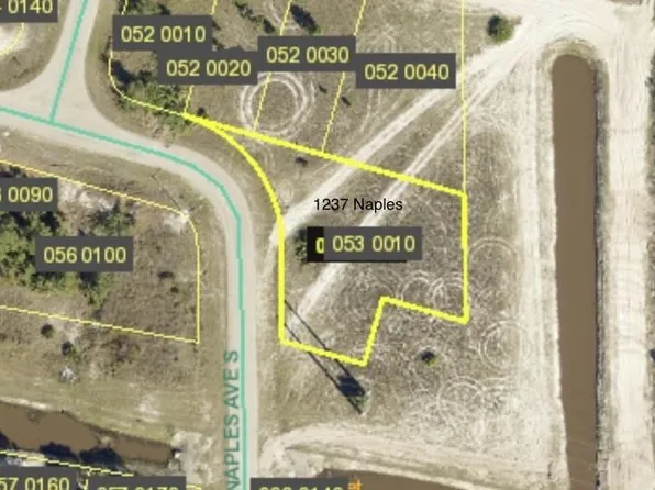 1237 Naples Avenue, Lehigh Acres, FL 33913