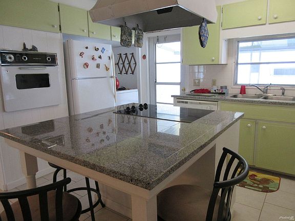 Kitchen Island