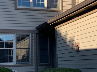 306 Kazimour Dr #306, Barrington, IL 60010