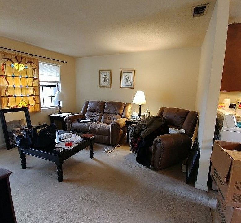 2nd image of 143 & 145 Horseshoe Dr #1