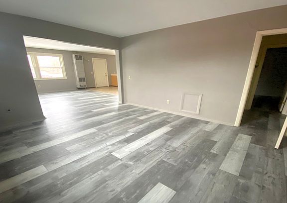 5th image of 163 Main St #E