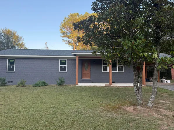 935 Westwood Cir, Iuka, MS 38852