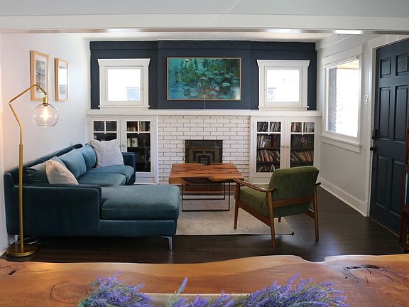 2nd image of 1010 E Elm Ave