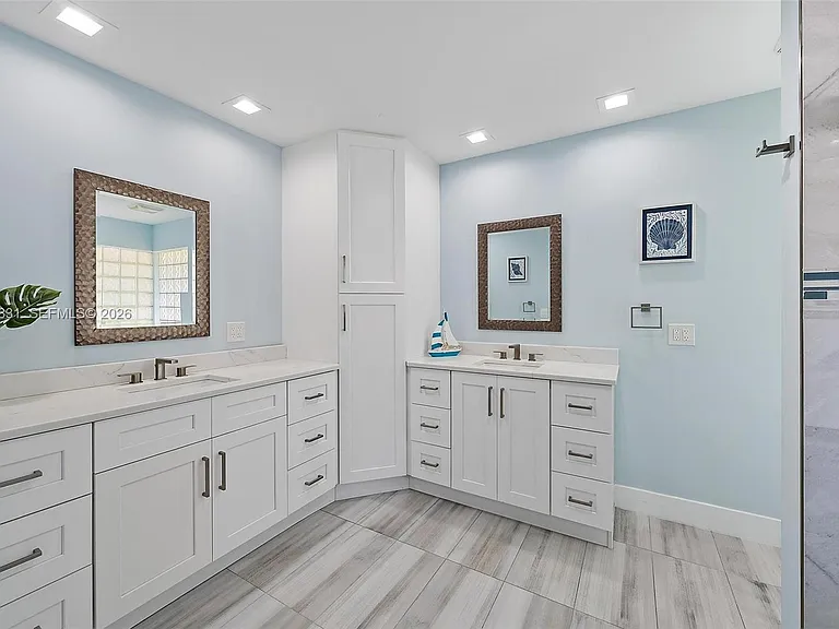 6051 Kendrick St — Photo 13