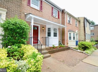 4716 Kandel Ct, Annandale, VA 22003