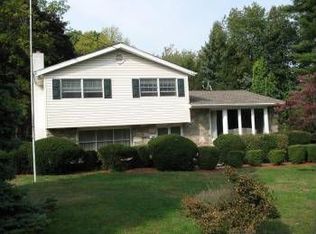 1960 S Limekiln Pike, Dresher, PA 19025