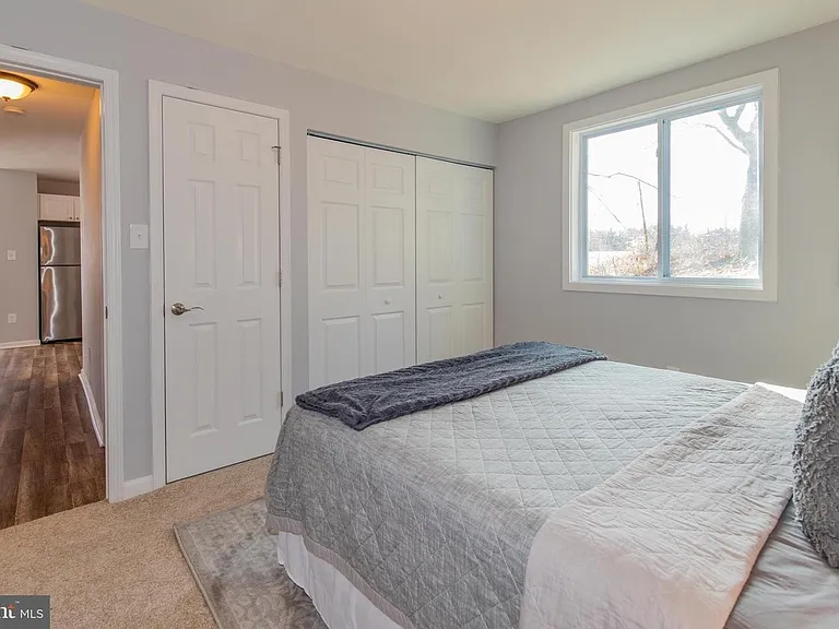 22 Chamber Ave — Photo 19