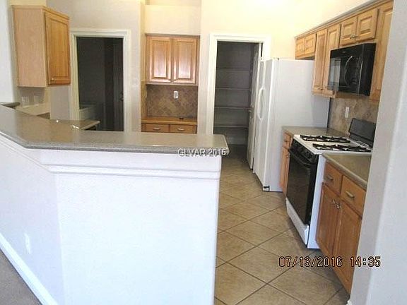 3rd image of 3412 Majestic Sand Ave #0