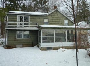 20 Birchmeadow Rd, Amesbury, MA 01913