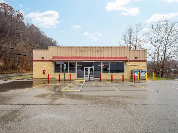 26 Front St E, Millsboro, PA 15348