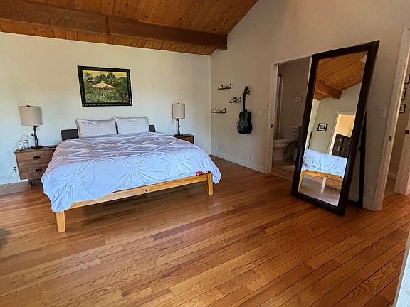 Master bed with comfy king Thuma bed with best linens