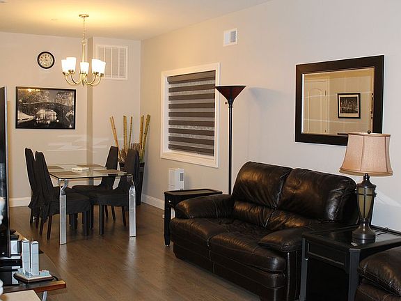 5th image of 120 Clermont Pl
