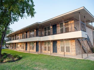 924 W Chestnut St APT 5, Denton, TX 76201
