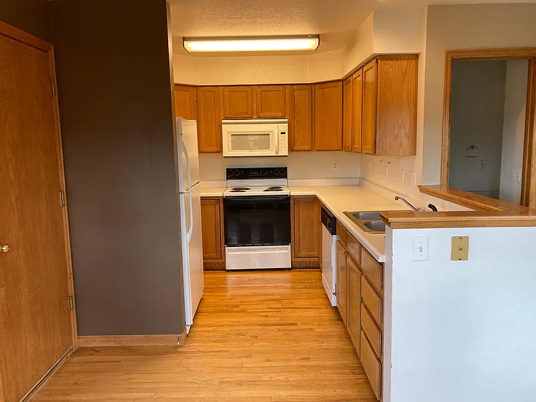 1115 W Swallow Rd #16 — Photo 7