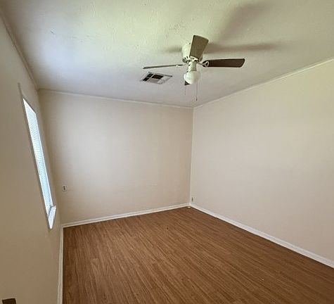 4th image of 2809 NW 25th St