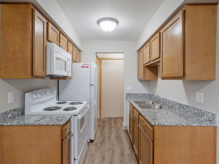 Peppercorn Apartments — Photo 2
