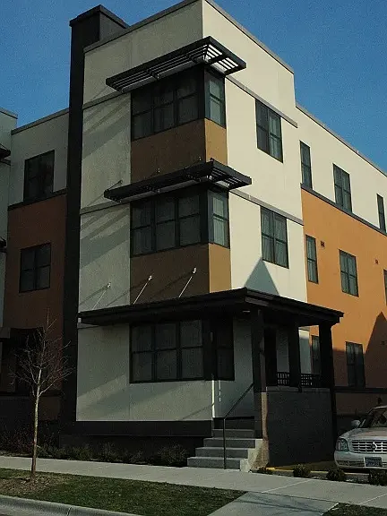 Charlotte Commons — Photo 1