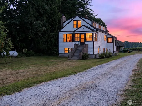11174 Sterling Road, Sedro Woolley, WA 98284
