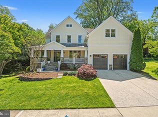 3939 N Wakefield St, Arlington, VA 22207