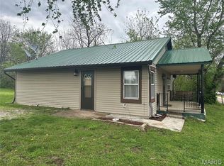 33624 Normal Dr, Eldridge, MO 65463