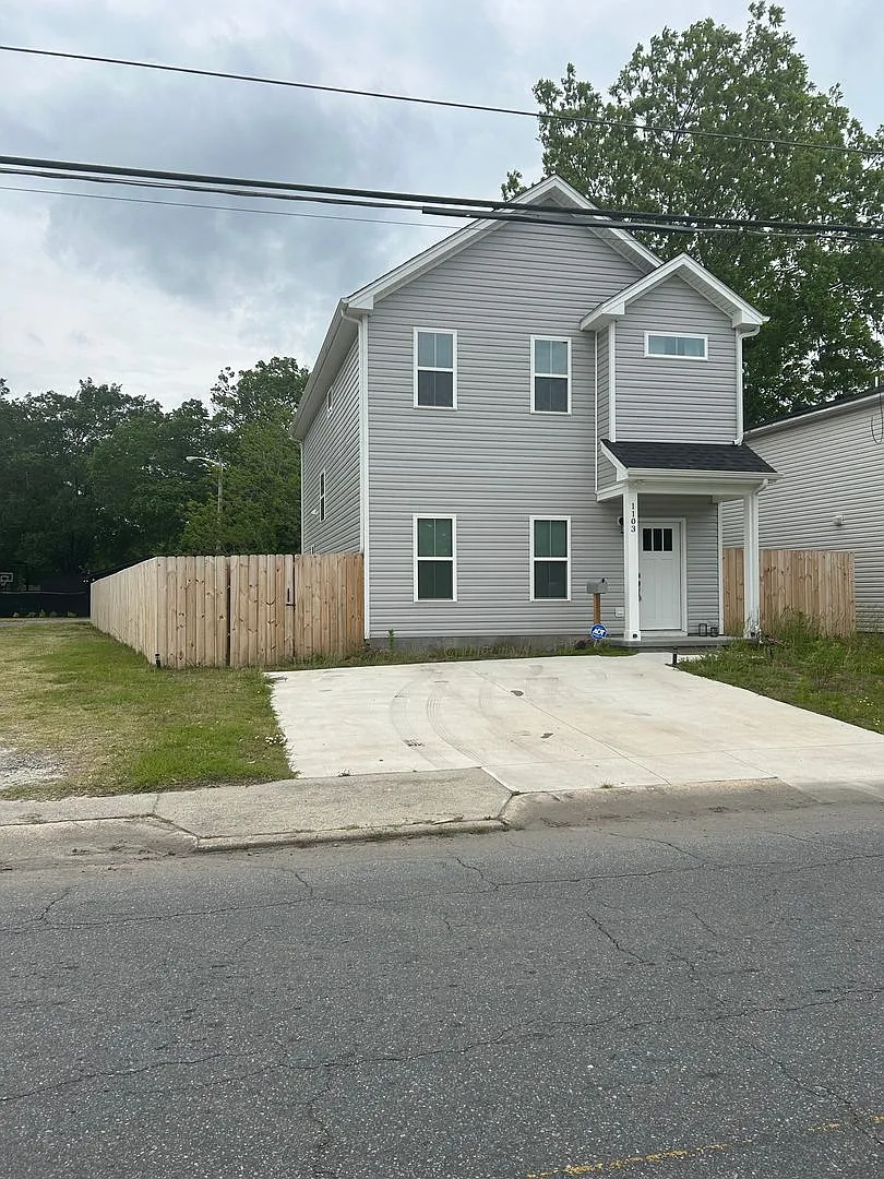1103 Peartreee Road — Photo 1
