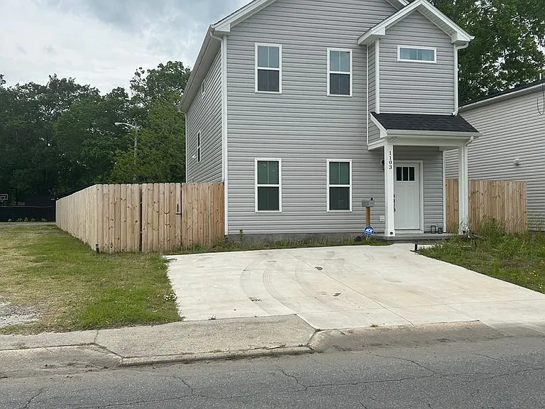 1103 Peartree Rd — Photo 1