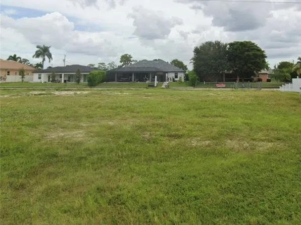 1203 SW 8th Ct, Cape Coral, FL 33991