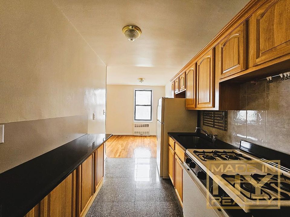 1st image of 14943 35th Ave #6D