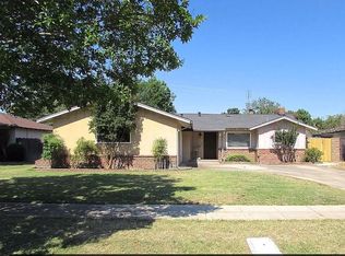 4627 N 6th St, Fresno, CA 93726
