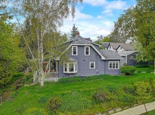 453 N Wisconsin St, Port Washington, WI 53074