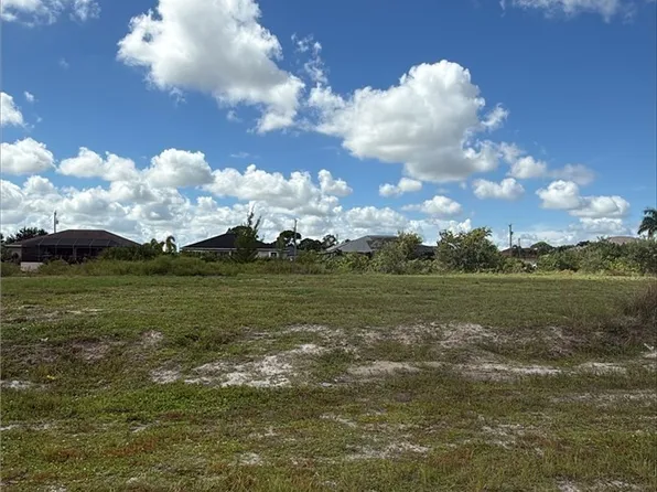 1722 NW 14th St, Cape Coral, FL 33993