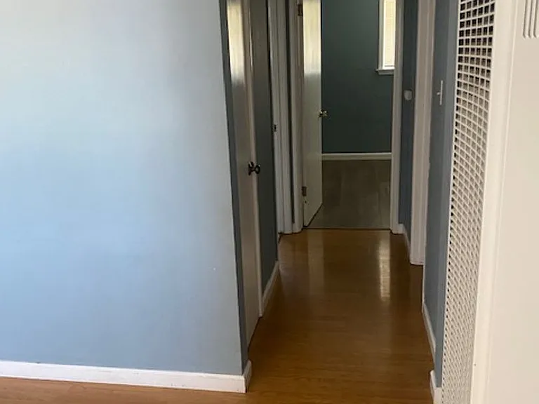 1539 Humboldt St — Photo 12