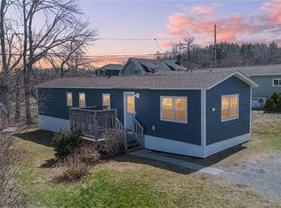 2 Macintosh St, Fredericton, NB E3C1L8